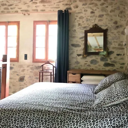 Du Grand Cedre - Occitanie Ferienhaus Campome